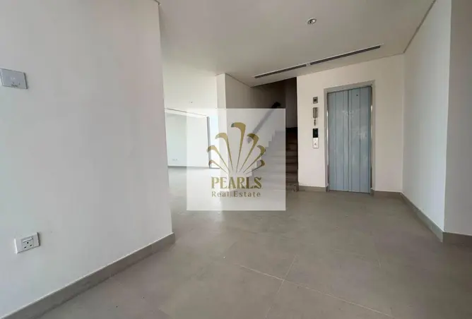 166081232 - Property Image 3