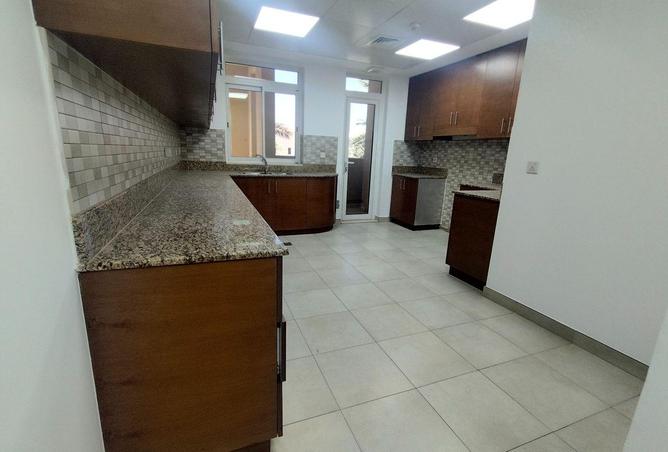 63640828 - Property Main Image