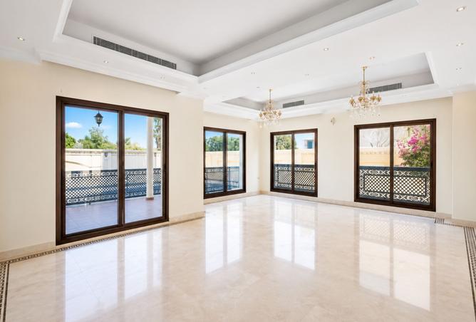 135166960 - Property Image 2