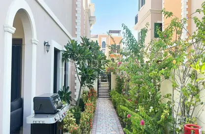 Villa - 4 Bedrooms - 5 Bathrooms for rent in Sur La Mer - Jumeirah 1 - Jumeirah - Dubai Villa - 4 Bedrooms - 5 Bathrooms for rent in Sur La Mer - Jumeirah 1 - Jumeirah - Dubai