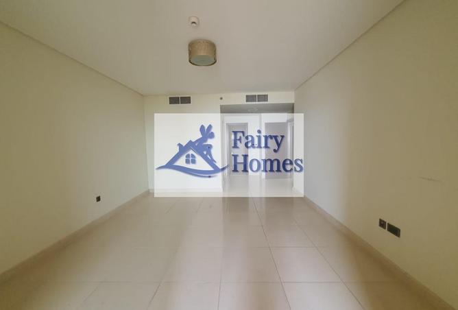 100838102 - Property Image 3
