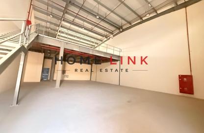 Warehouse - Studio - 2 for rent in Al Sajaa Industrial - Al Sajaa - Sharjah