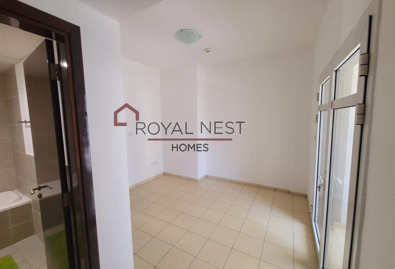 Fully Furnished | Ready To Move | Garden View photo 9