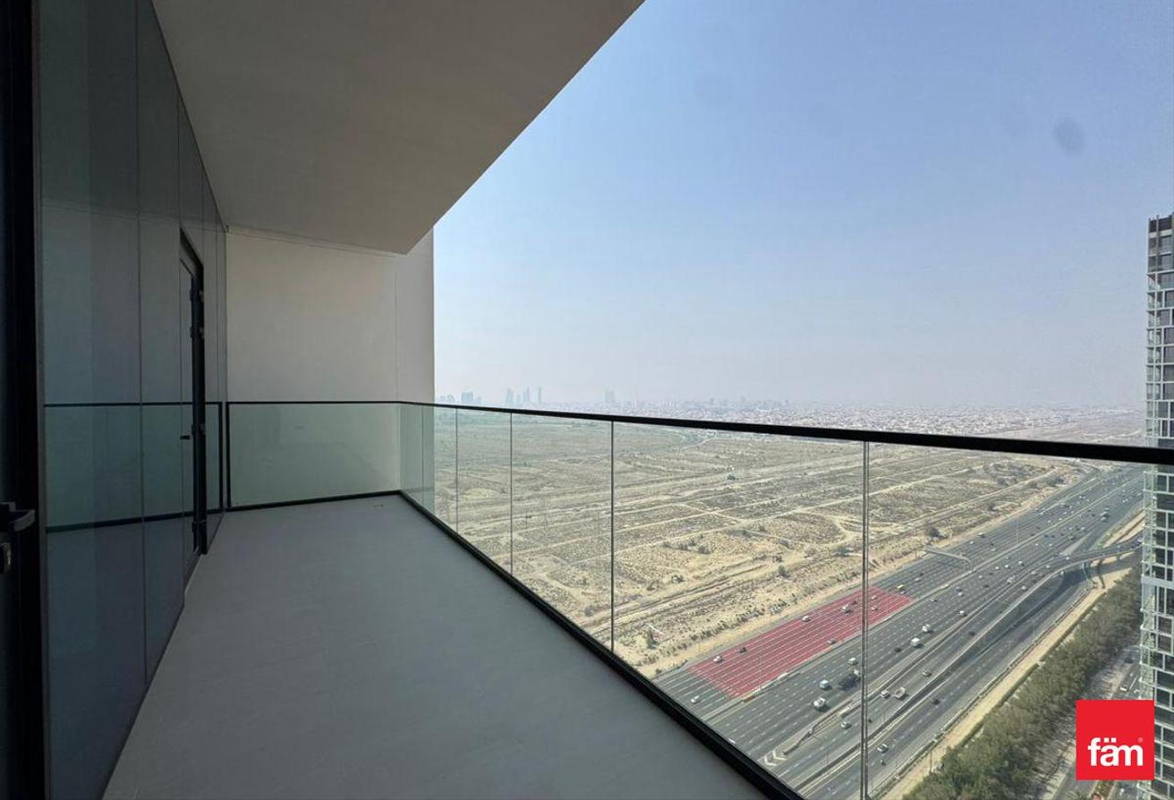 High Floor | Skyline | Brand New photo 2