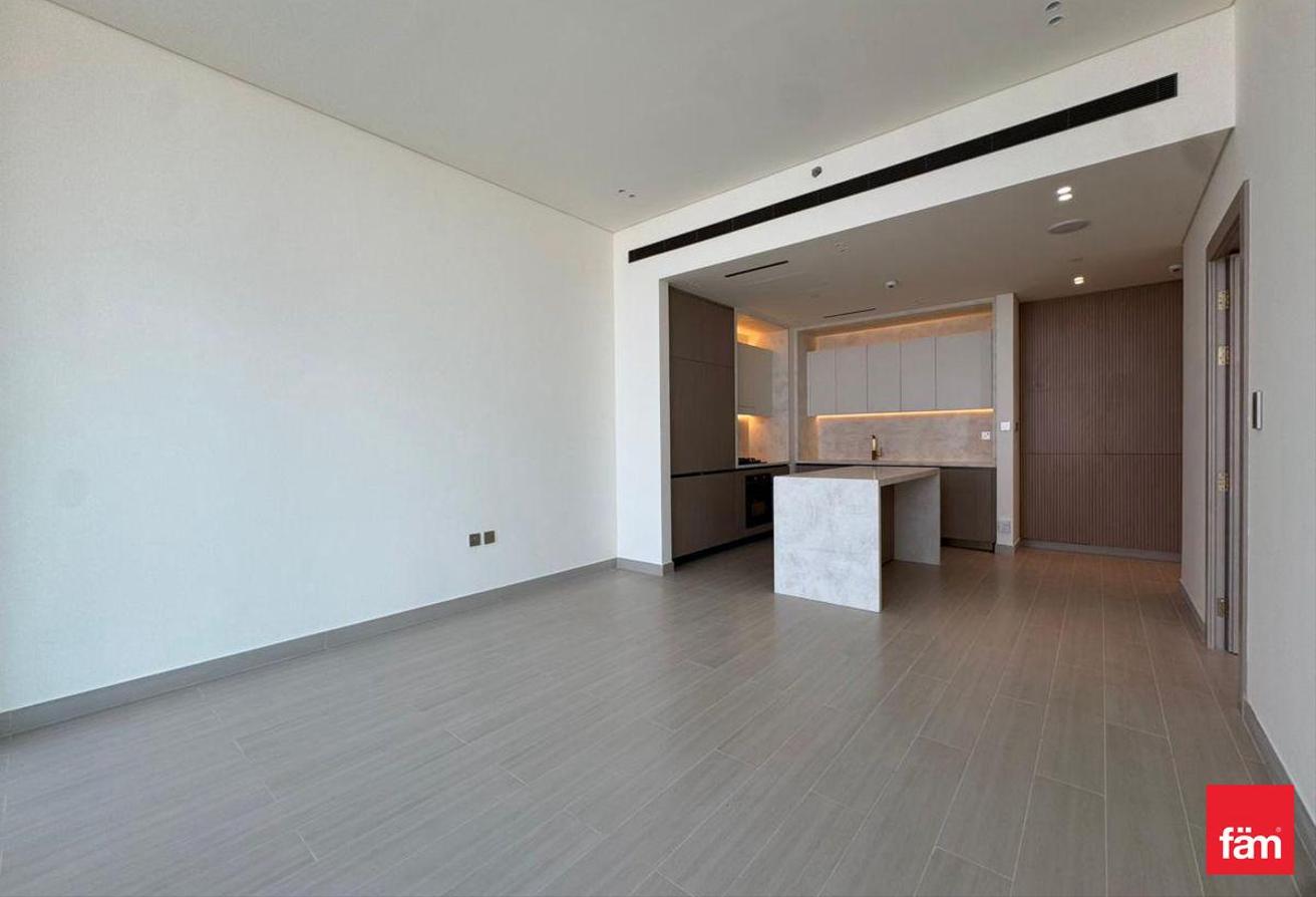 High Floor | Skyline | Brand New photo 3