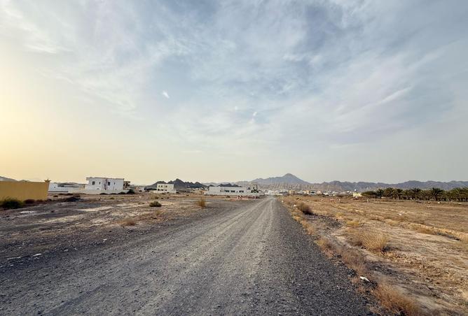 FOR SALE 2 RESDENTIAL PLOT PRIME LOCATION