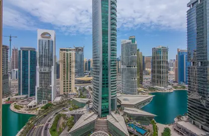 Apartment - 1 Bedroom - 2 Bathrooms for rent in Bonnington Tower - JLT Cluster J - Jumeirah Lake Towers - Dubai