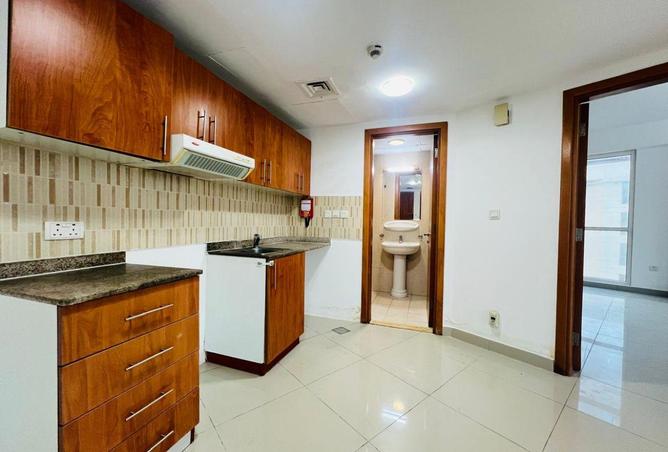 76179568 - Property Image 3