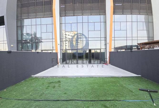 81933227 - Property Image 2