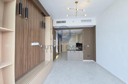 Apartment - 3 Bedrooms - 3 Bathrooms for rent in Binghatti Avenue - Al Jaddaf - Dubai