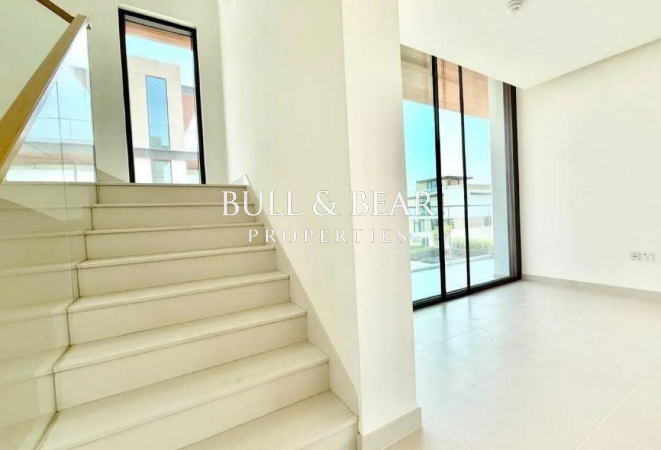 Spacious 4BR+Maid |Ready to Move In|Prime Location photo 5