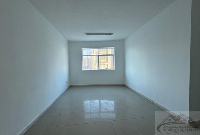 56954635 - Property Image 3