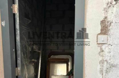 Shop - Studio for rent in Al Khawaneej - Dubai