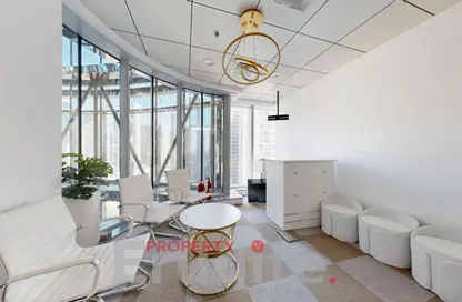 مكتب - غرفة نوم - 1 حمام للايجار في القلعة - الخليج التجاري - دبي