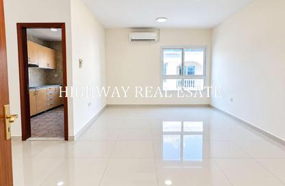 Apartment - 1 - 1 for rent in Muwaileh 3 Building - Muwaileh - Sharjah Apartment - 1 - 1 for rent in Muwaileh 3 Building - Muwaileh - Sharjah