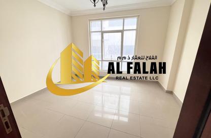 شقة - 2 غرف نوم - 3 حمامات للايجار في شارع التعاون - التعاون - الشارقة