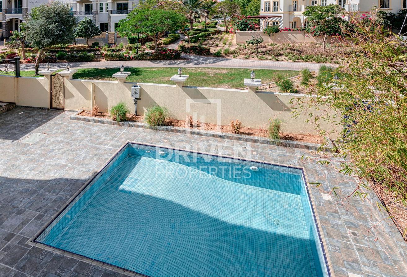 Ready to Move in | Spacious Layout | Elegant Villa photo 20