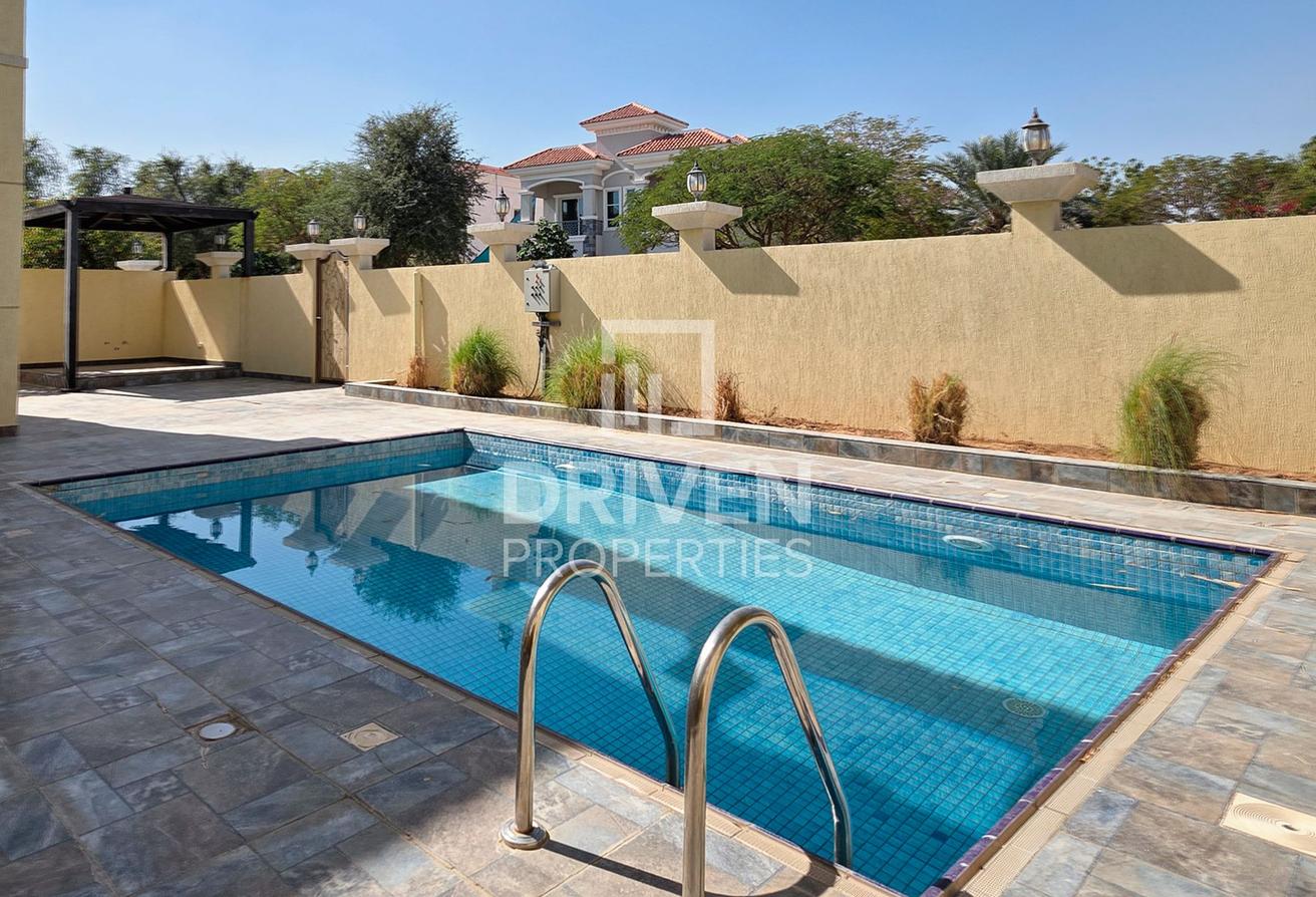Ready to Move in | Spacious Layout | Elegant Villa photo 19