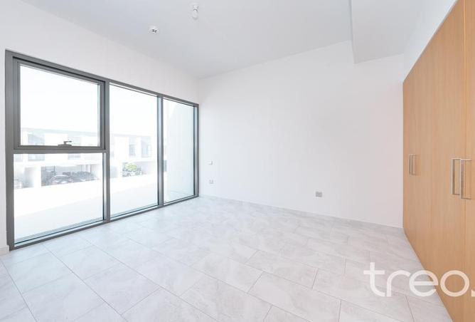 76562000 - صورة العقار 3