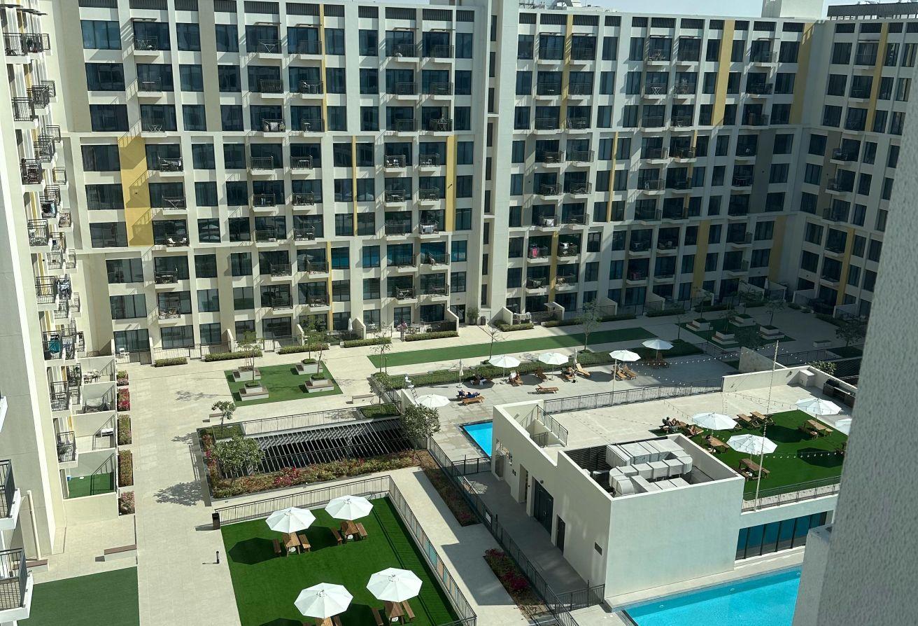 Ready To move- in | Pool view | Prime Location photo 10