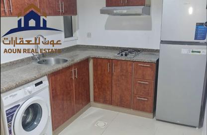 Apartment - Studio - 1 Bathroom for rent in Al Hafeet Tower - Al Khan - Sharjah