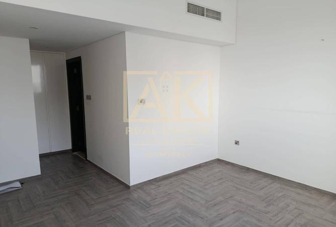 53186990 - صورة العقار 2