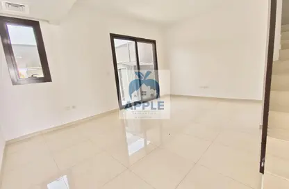 Townhouse - 2 Bedrooms - 4 Bathrooms for rent in Nasma Residence - Al Tai - Sharjah