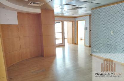 Office Space - Studio - 1 Bathroom for rent in Fairmont Hotel - Sheikh Zayed Road - Dubai
