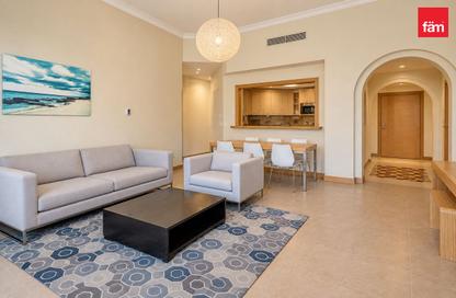 Apartment - 2 - 3 for rent in Al Das - Shoreline Apartments - Palm Jumeirah - Dubai