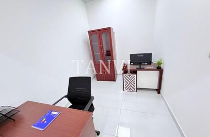 Office Space - Studio - 1 for rent in Red Avenue - Al Garhoud - Dubai