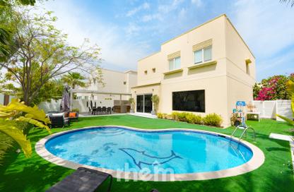 Villa - 3 Bedrooms - 3 Bathrooms for sale in Meadows 9 - Meadows - Dubai