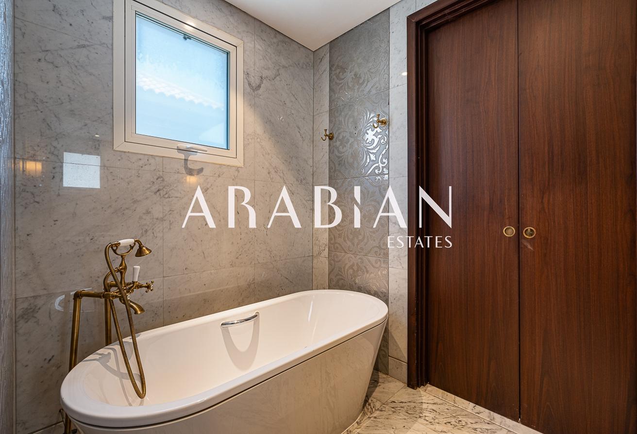 Renovated | Luxury Villa | Vacant photo 23
