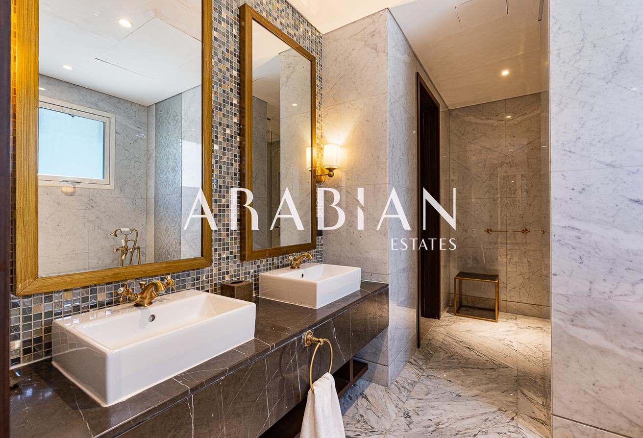 Renovated | Luxury Villa | Vacant photo 22