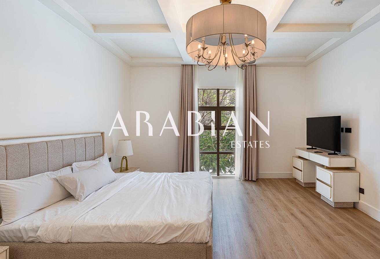 Renovated | Luxury Villa | Vacant photo 27