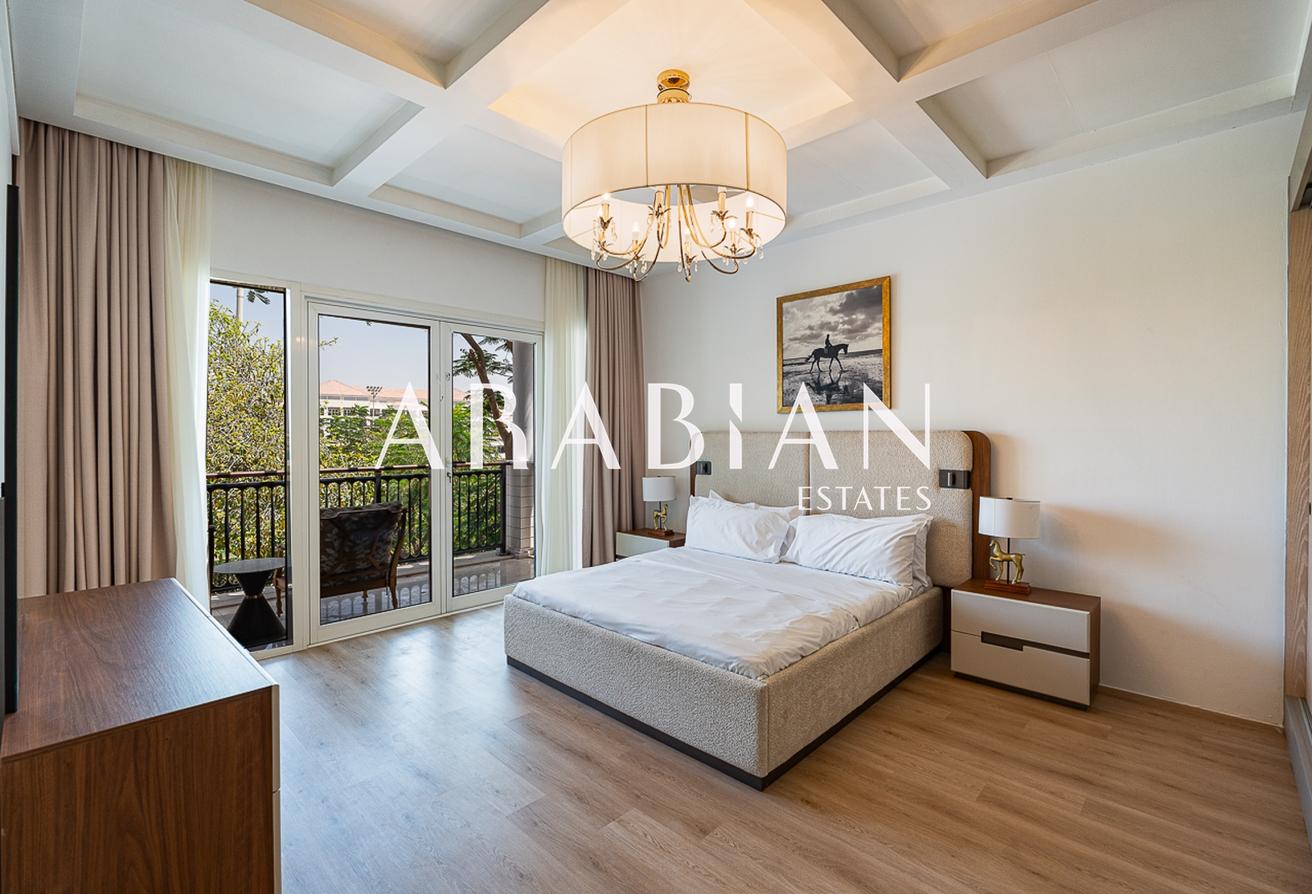 Renovated | Luxury Villa | Vacant photo 13