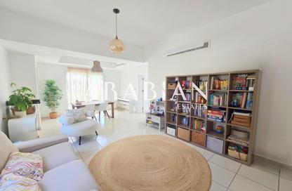 Villa - 3 Bedrooms - 3 Bathrooms for rent in Springs 2 - The Springs - Dubai Villa - 3 Bedrooms - 3 Bathrooms for rent in Springs 2 - The Springs - Dubai