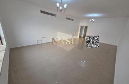 Apartment - 3 Bedrooms - 3 Bathrooms for rent in Corniche Tower - Ajman Corniche Road - Ajman