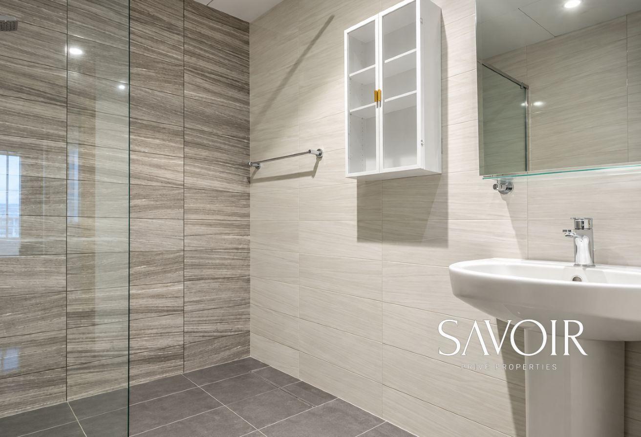 Fully Furnished and Renovated| Brand New |Vacant photo 9