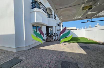 Villa - Studio - 4 Bathrooms for rent in Al Safa 2 Villas - Al Safa 2 - Al Safa - Dubai