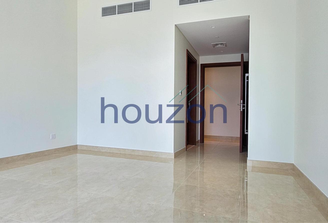 Luxury 3BR+M/R | Burj Khalifa View | Balcony photo 7