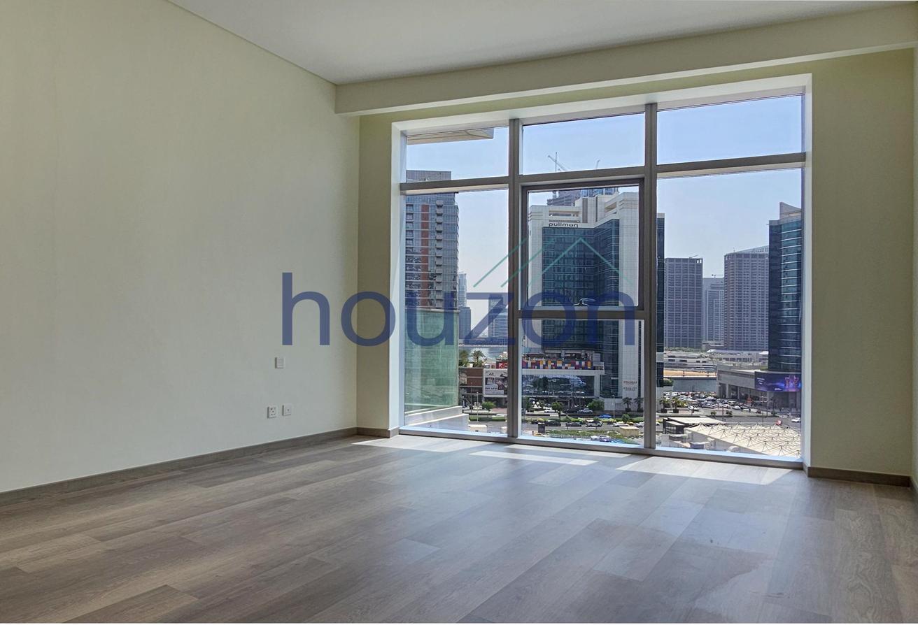 Luxury 3BR+M/R | Burj Khalifa View | Balcony photo 11