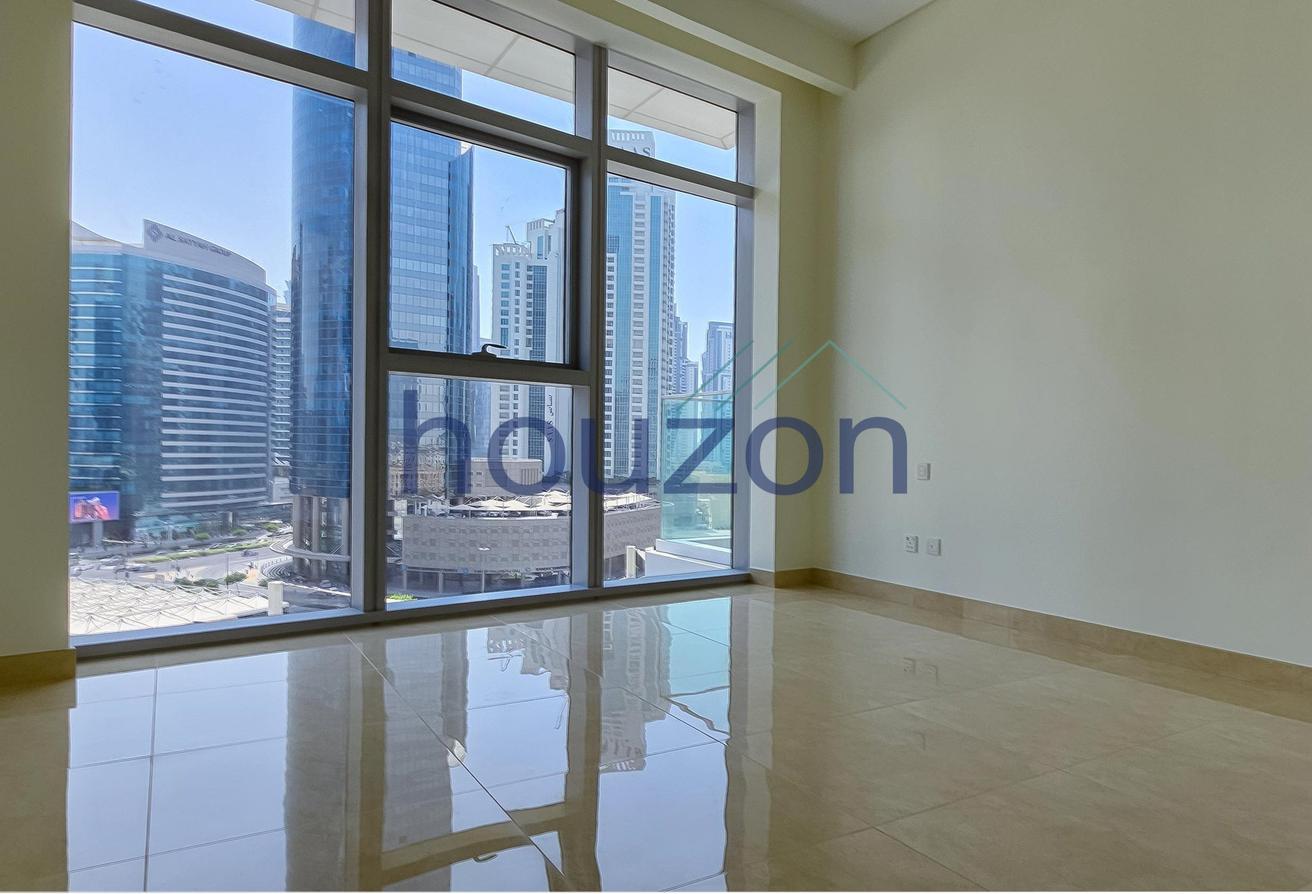 Luxury 3BR+M/R | Burj Khalifa View | Balcony photo 10