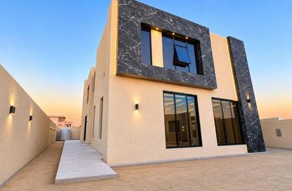 Villa - 5 Bedrooms - 6 Bathrooms for rent in Al Aweer 1 - Al Aweer - Dubai Villa - 5 Bedrooms - 6 Bathrooms for rent in Al Aweer 1 - Al Aweer - Dubai