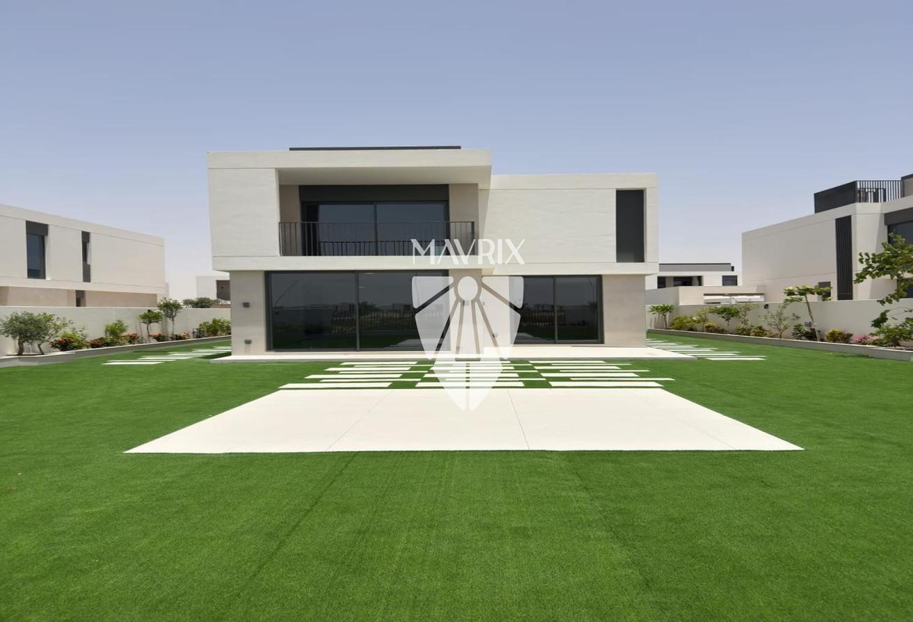 Golf Course View | Spacious Layout | Vacant photo 4