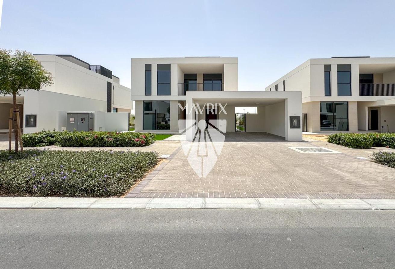 Golf Course View | Spacious Layout | Vacant photo 6