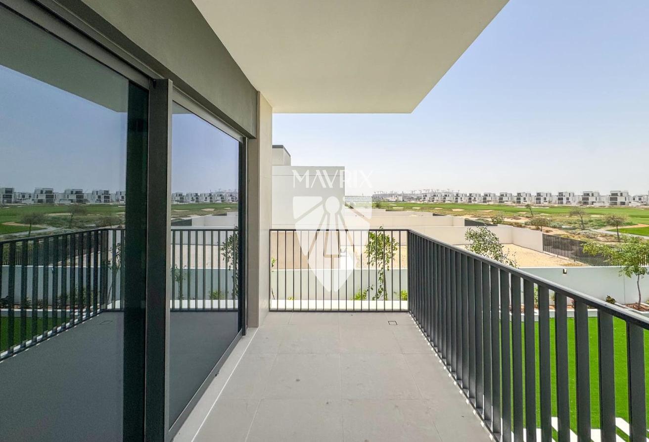 Golf Course View | Spacious Layout | Vacant photo 8