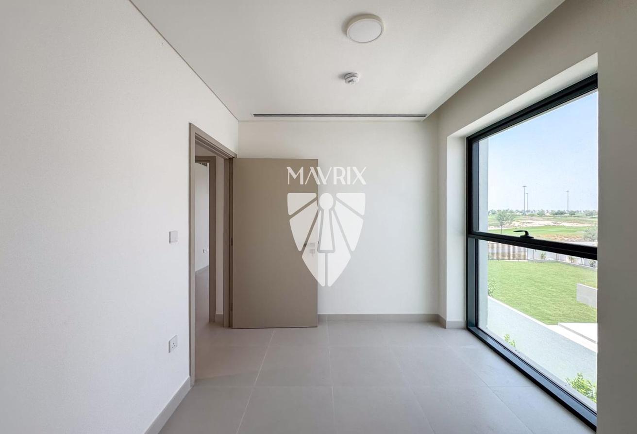 Golf Course View | Spacious Layout | Vacant photo 17