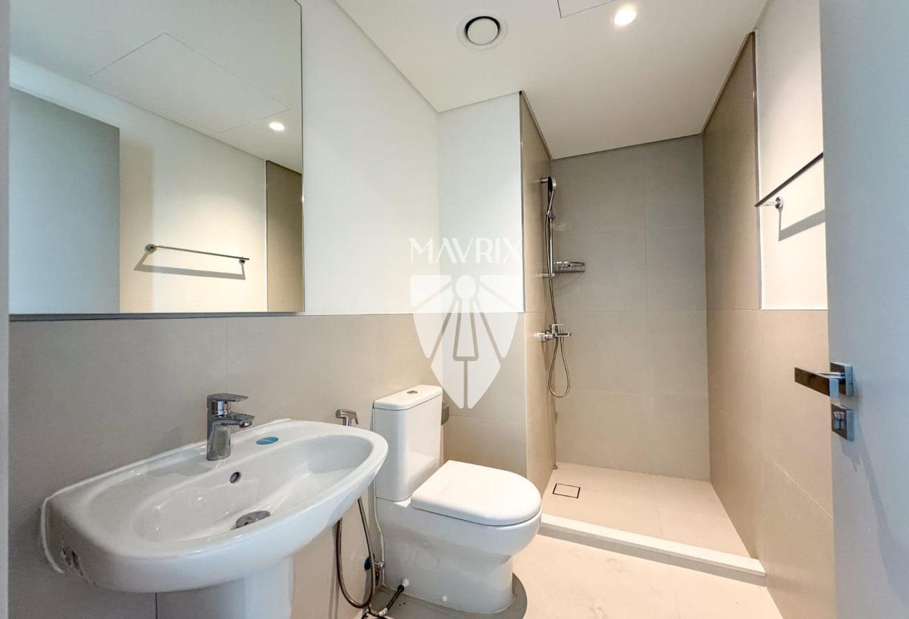 Golf Course View | Spacious Layout | Vacant photo 23