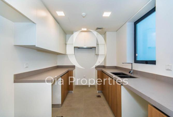 Elegant 2BR+M | Single Row | Premium Location — photo 4