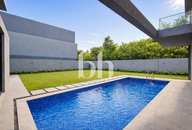 73118301 - Property Image 2